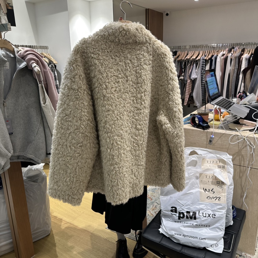 TIZZI東大門實拍女裝新款真品熱賣職業推薦時尚夾克兩面穿TIZZI夾克