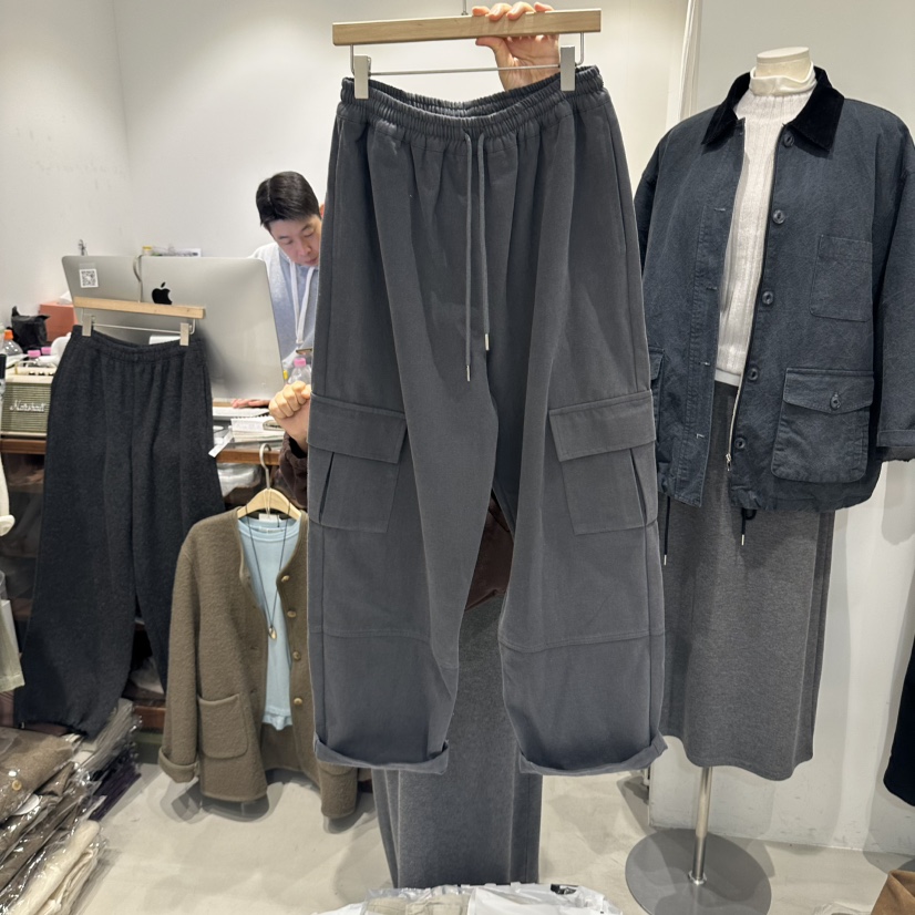 IRVINE東大門實拍女裝新品推薦真品人氣時尚休閑褲口袋加絨IRVINE休閑褲圖色2
