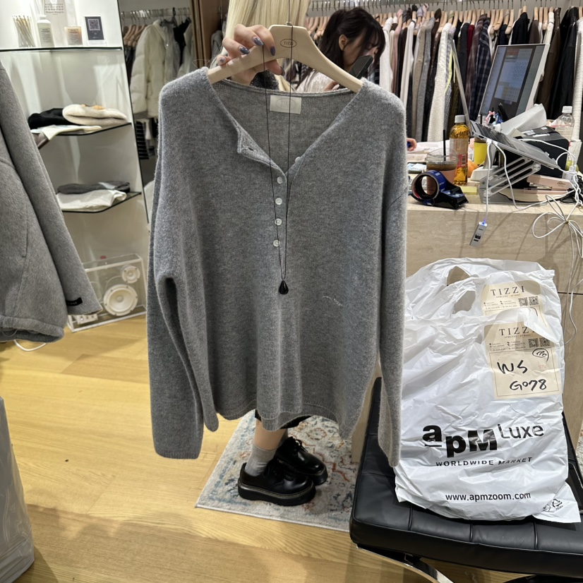 TIZZI東大門直郵女士新款推薦熱賣人氣職業休閑針織衫刺繡TIZZI針織衫圖色3