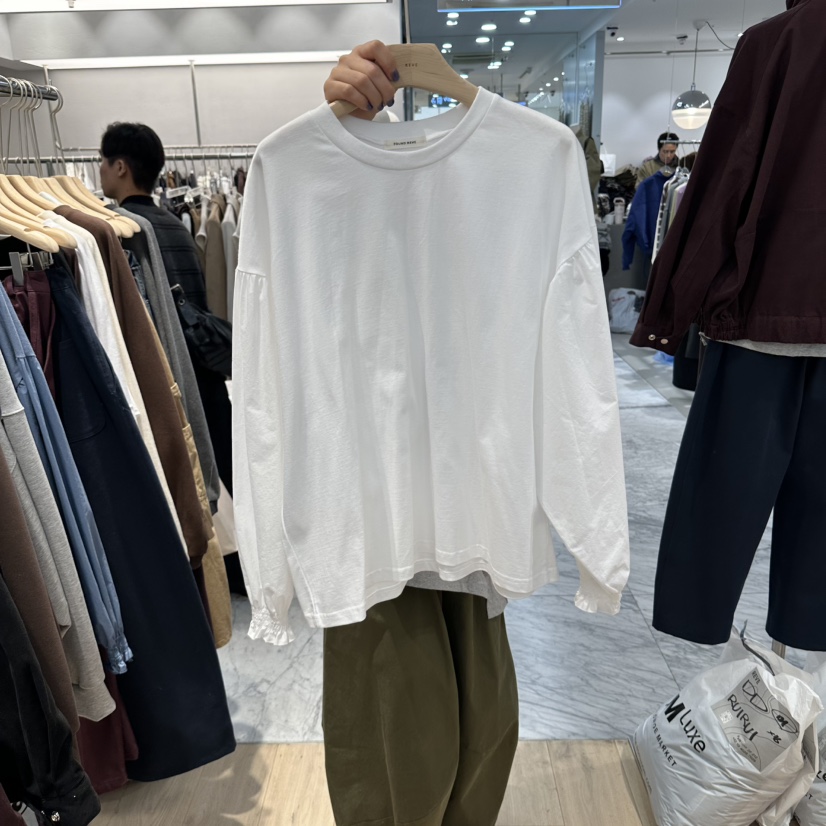 REVE-L東大門代購女士新品時尚真品推薦人氣熱賣長袖T恤REVE-L長袖T恤圖色1