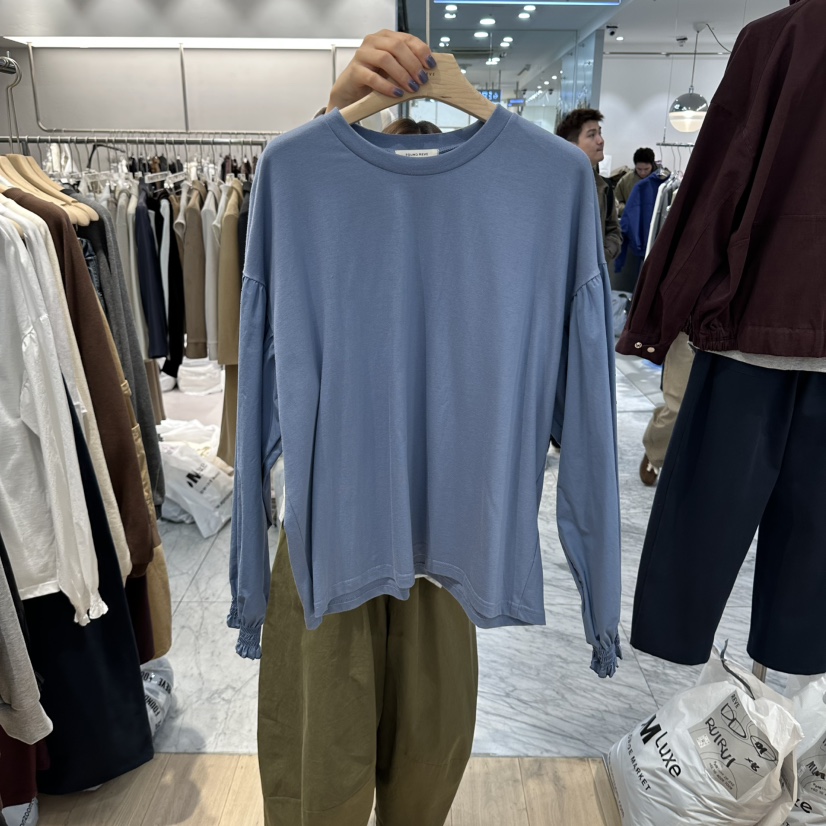 REVE-L東大門代購女士新品時尚真品推薦人氣熱賣長袖T恤REVE-L長袖T恤圖色2
