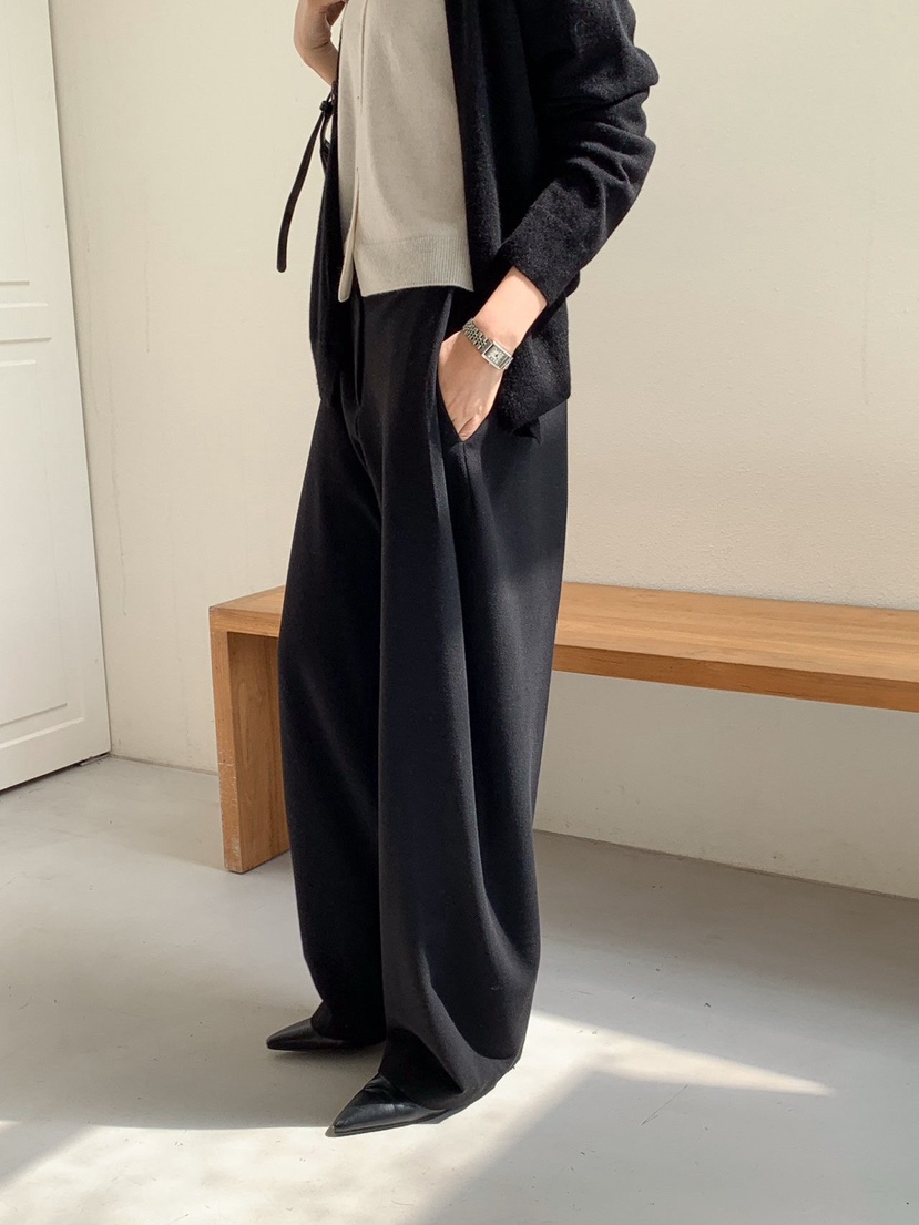 BLUEI-D/N SHARP東大門實拍女裝新款熱賣時尚休閑休閑褲Blue i-d/N SHARP休閑褲