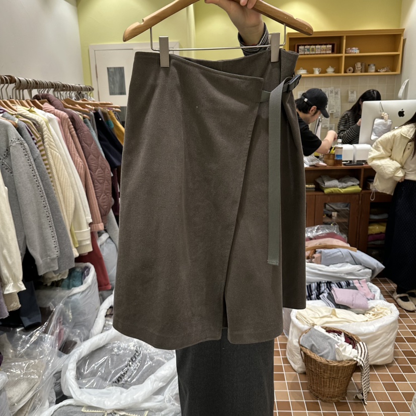 OURMOMENT東大門代購女士新品人氣時尚推薦熱賣職業真品裙褲OURMOMENT裙褲圖色2