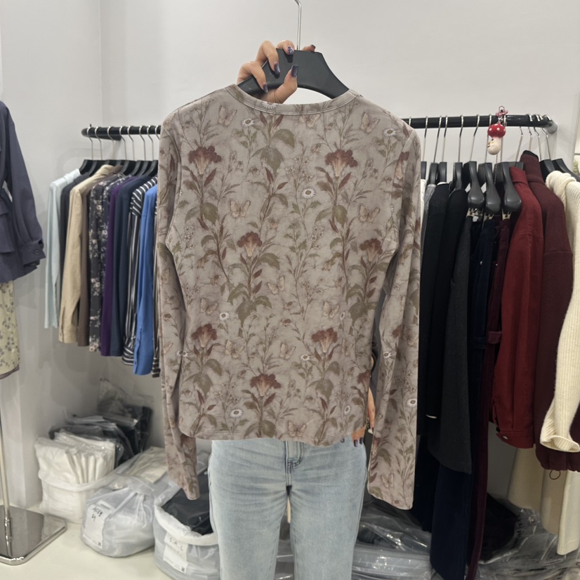 MUSHROOM EFFECT韓國直郵女裝新品真品時尚人氣熱賣長袖T恤MUSHROOM EFFECT長袖T恤