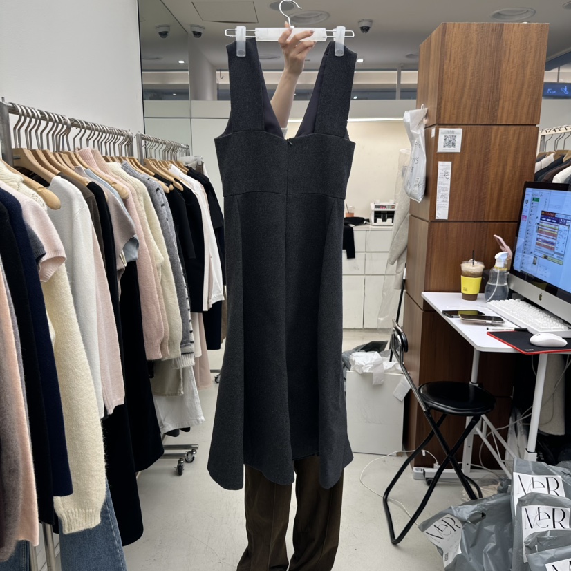 MER韓國直郵女裝新款休閑推薦熱賣真品職業時尚人氣連衣裙MER/ANGELO BIANCO連衣裙
