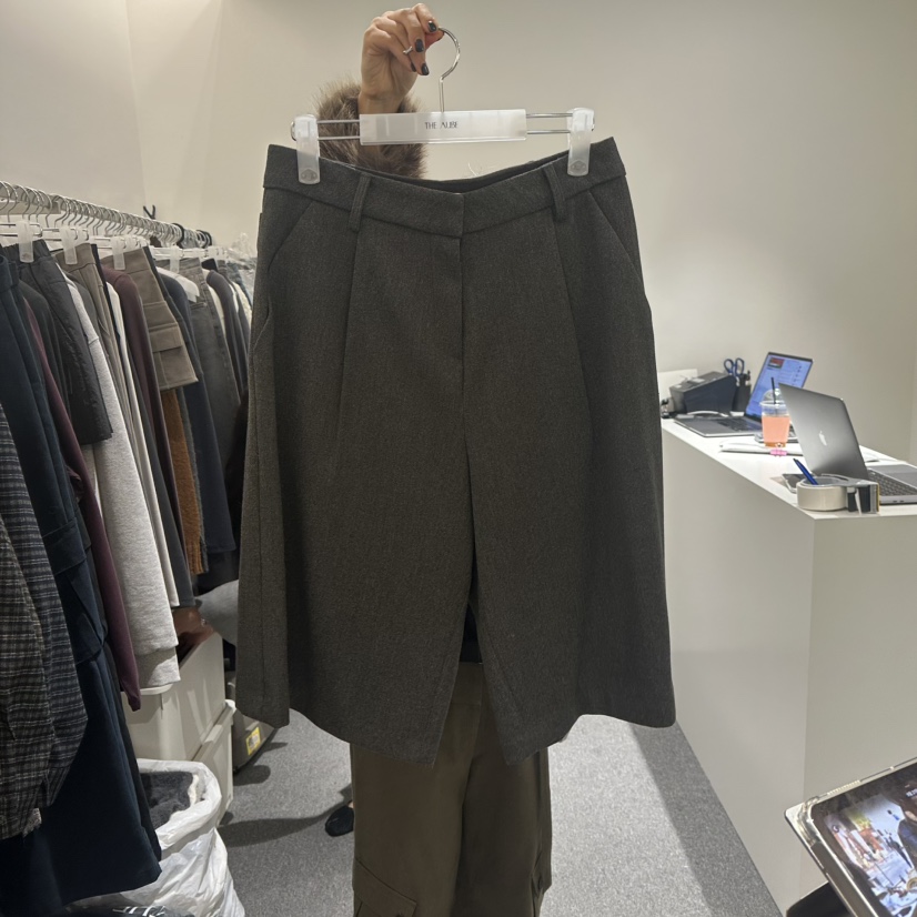 AUBE韓國直郵女士新品真品休閑熱賣人氣時尚推薦職業短褲THE AUBE短褲圖色2墨色