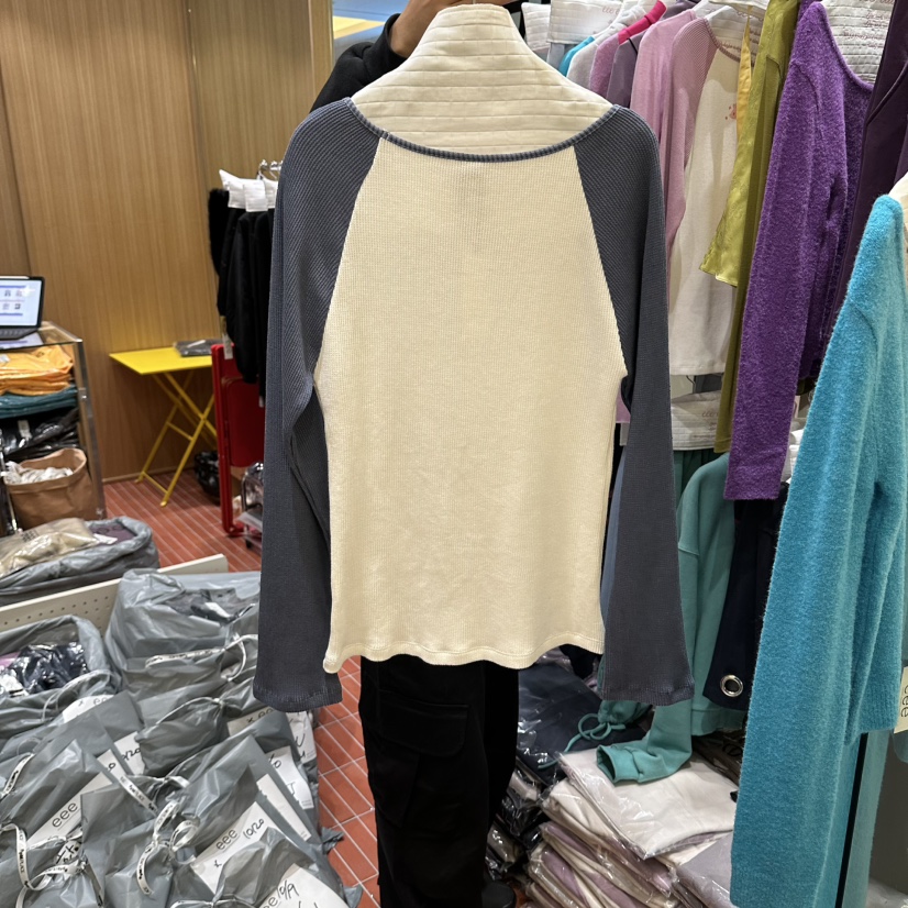 EEE韓國直郵女裝新品真品熱賣推薦時尚人氣休閑長袖T恤兔子EEE長袖T恤