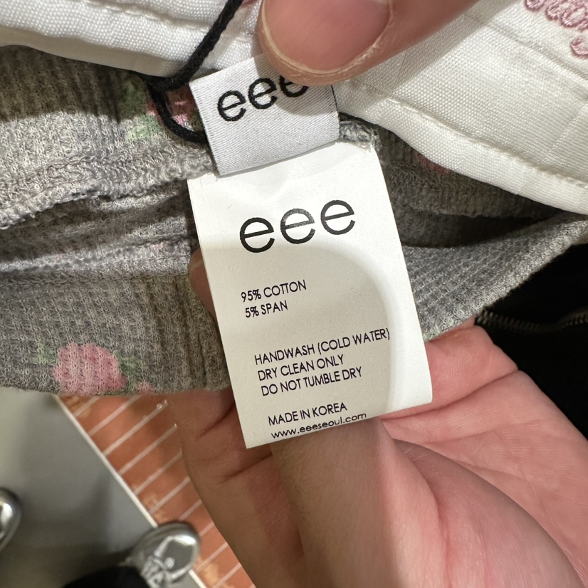 EEE韓國代購女裝新款熱賣推薦時尚休閑打底褲鯊魚褲緊身褲EEE打底褲/鯊魚褲