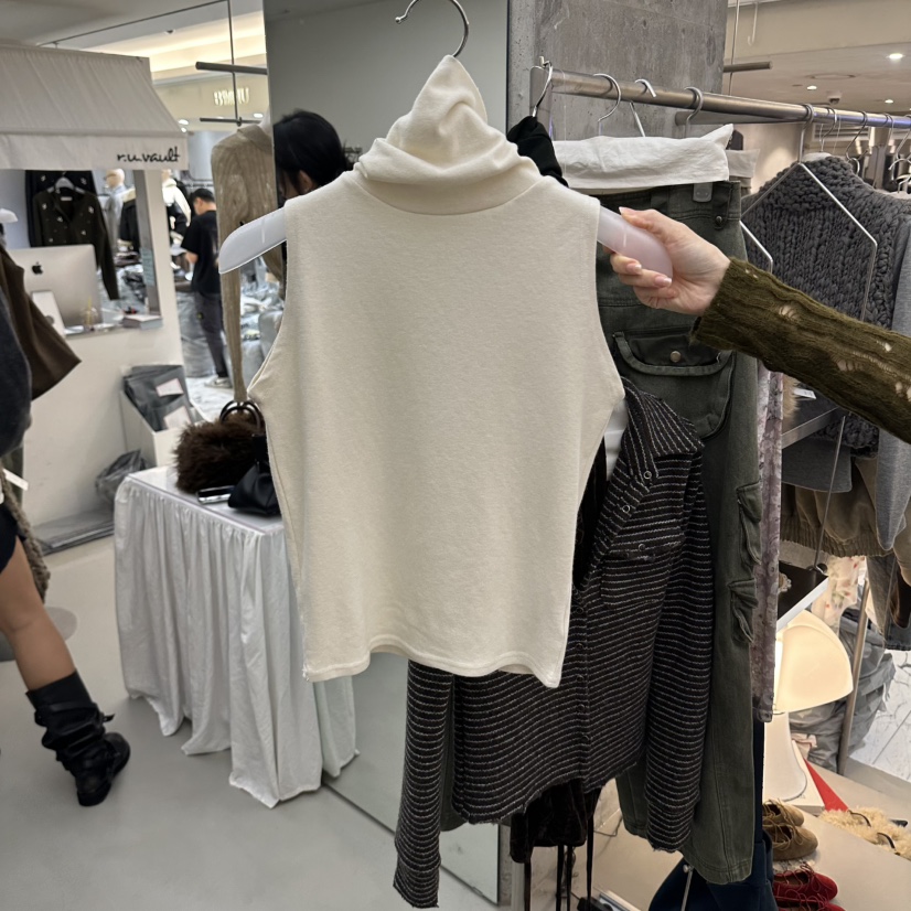 R U VAULT韓國代購女裝新品真品人氣休閑熱賣時尚吊帶背心R U VAULT吊帶/背心圖色1
