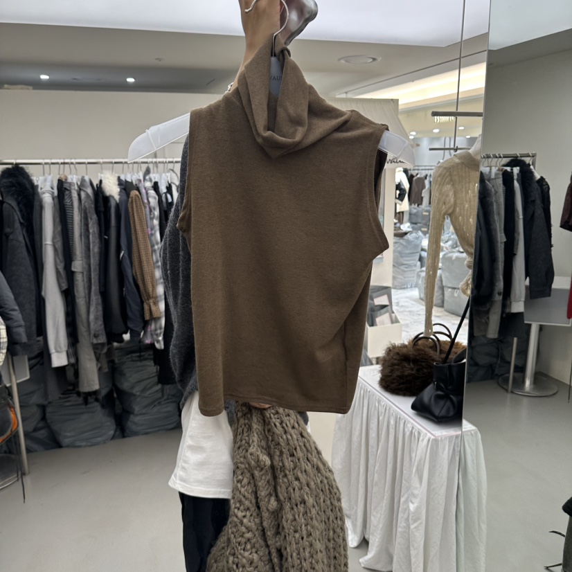 R U VAULT韓國代購女裝新品真品人氣休閑熱賣時尚吊帶背心R U VAULT吊帶/背心圖色4