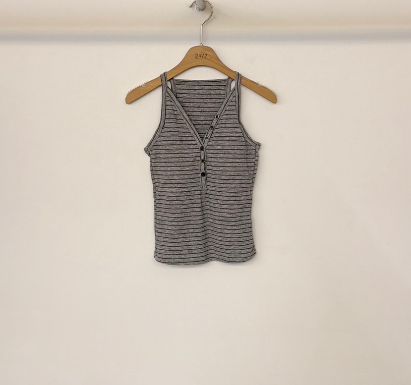TWENTY FOUR SEVEN24-7韓國代購女士新品真品吊帶背心V領無袖條紋TEWNTY FOUR SEVEN24-7吊帶/背心圖色2