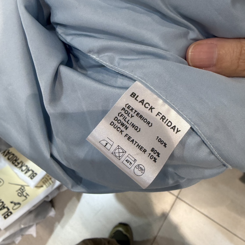 BLACKFRIDAY東大門實拍女裝新款真品人氣推薦休閑馬甲鴨絨BLACK FRIDAY馬甲