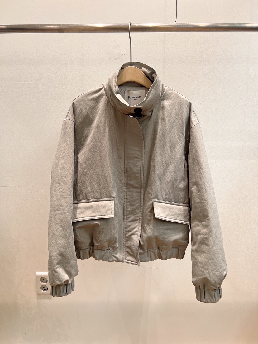 GLAD SOME韓國代購女士新品休閑熱賣人氣時尚推薦短款棉服GLAD SOME短款棉服圖色1
