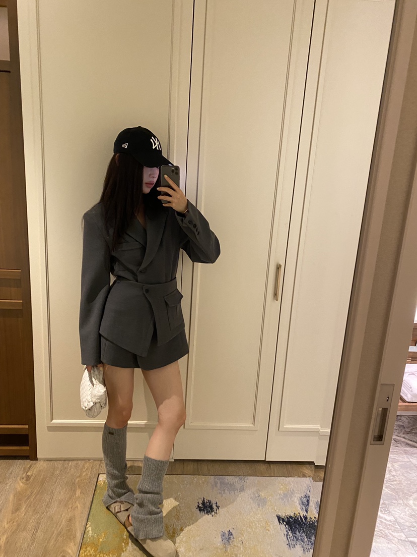 FOUREIGHT東大門代購女裝新品人氣真品推薦時尚休閑套裝疊穿FOUR EIGHT套裝