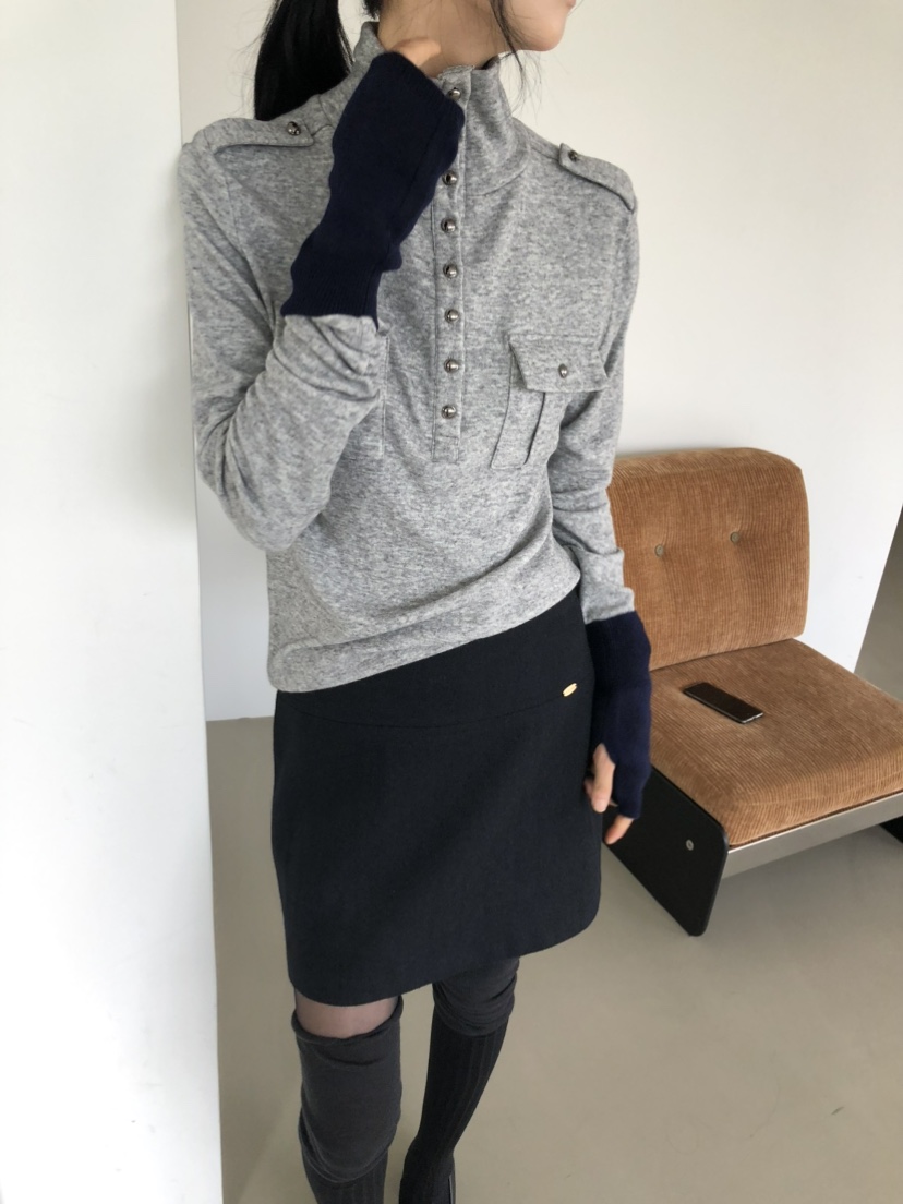 MOVENNE東大門直郵女士新款熱賣時尚推薦長袖T恤高領紐扣MOVENNE長袖T恤