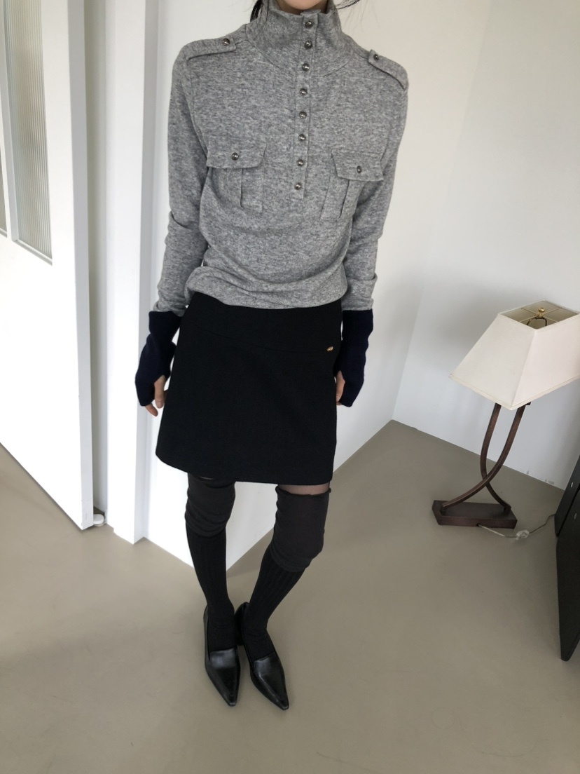 MOVENNE東大門直郵女士新款熱賣時尚推薦長袖T恤高領紐扣MOVENNE長袖T恤
