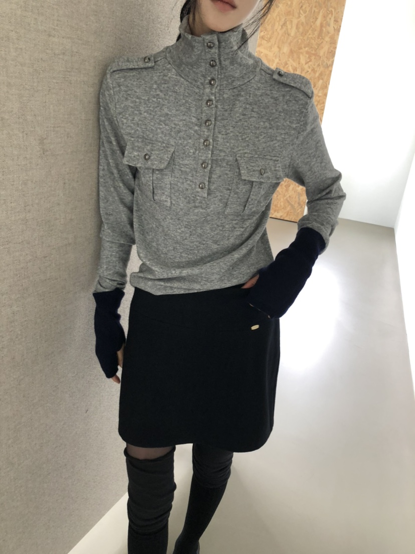 MOVENNE東大門直郵女士新款熱賣時尚推薦長袖T恤高領紐扣MOVENNE長袖T恤