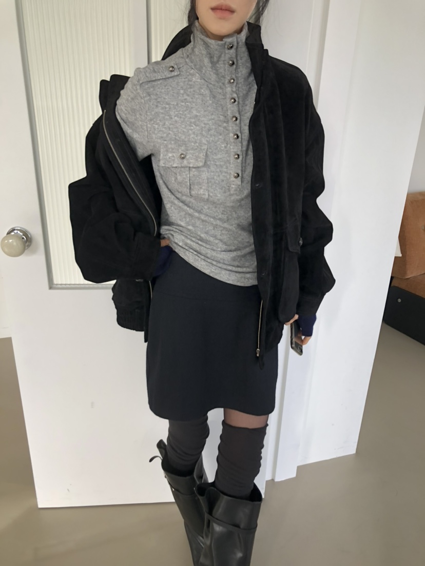 MOVENNE東大門直郵女士新款熱賣時尚推薦長袖T恤高領紐扣MOVENNE長袖T恤