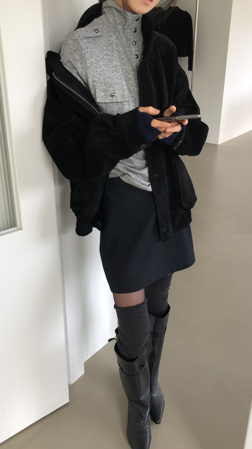 MOVENNE東大門直郵女士新款熱賣時尚推薦長袖T恤高領紐扣MOVENNE長袖T恤