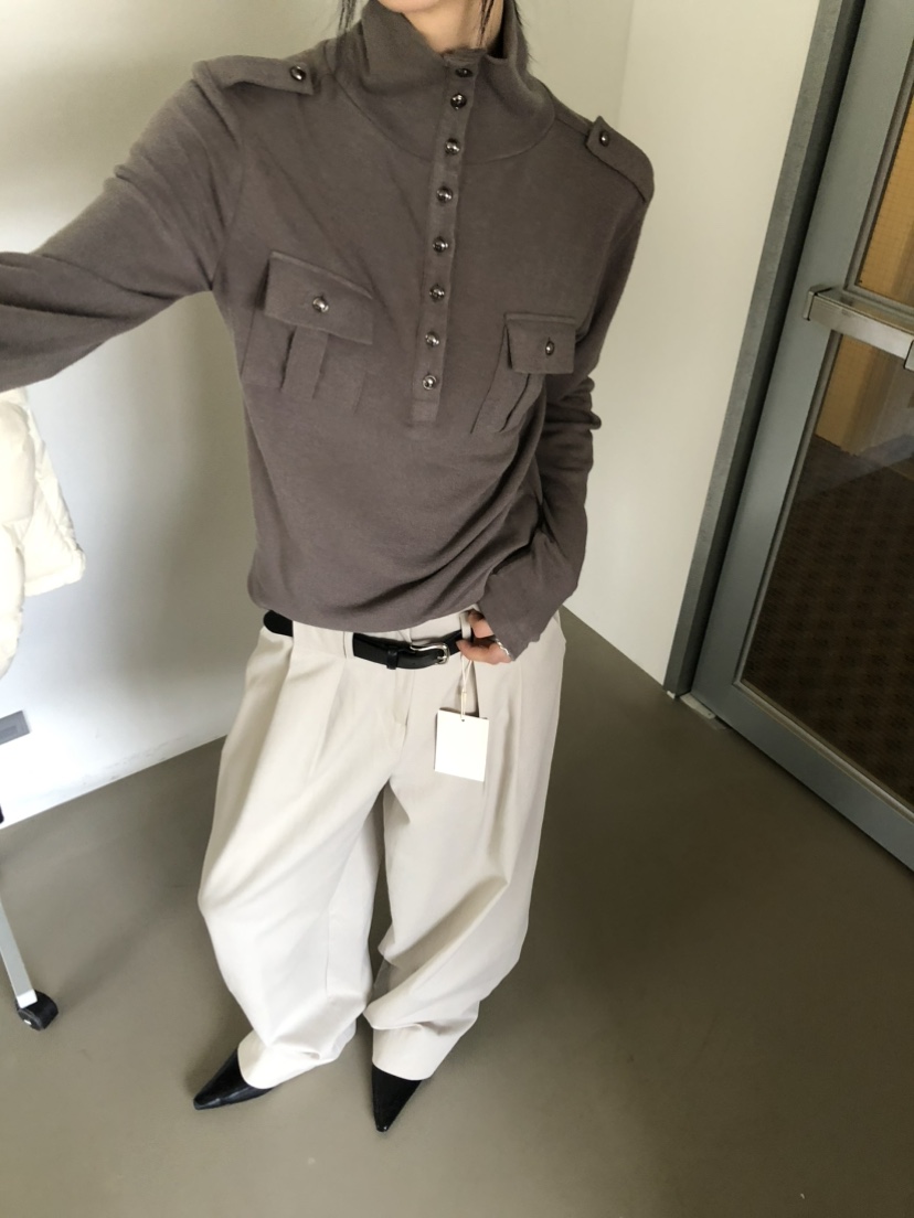 MOVENNE東大門直郵女士新款熱賣時尚推薦長袖T恤高領紐扣MOVENNE長袖T恤