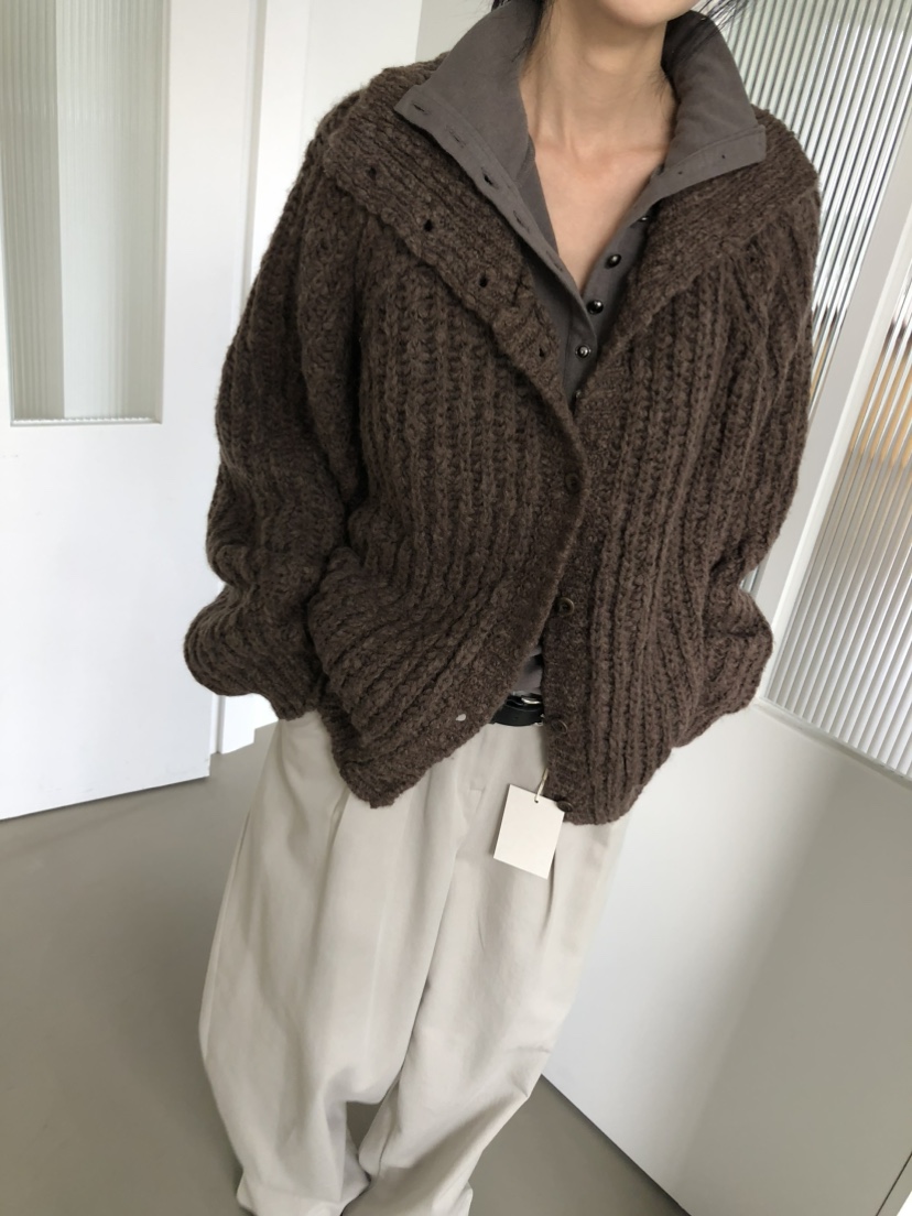 MOVENNE東大門直郵女士新款熱賣時尚推薦長袖T恤高領紐扣MOVENNE長袖T恤