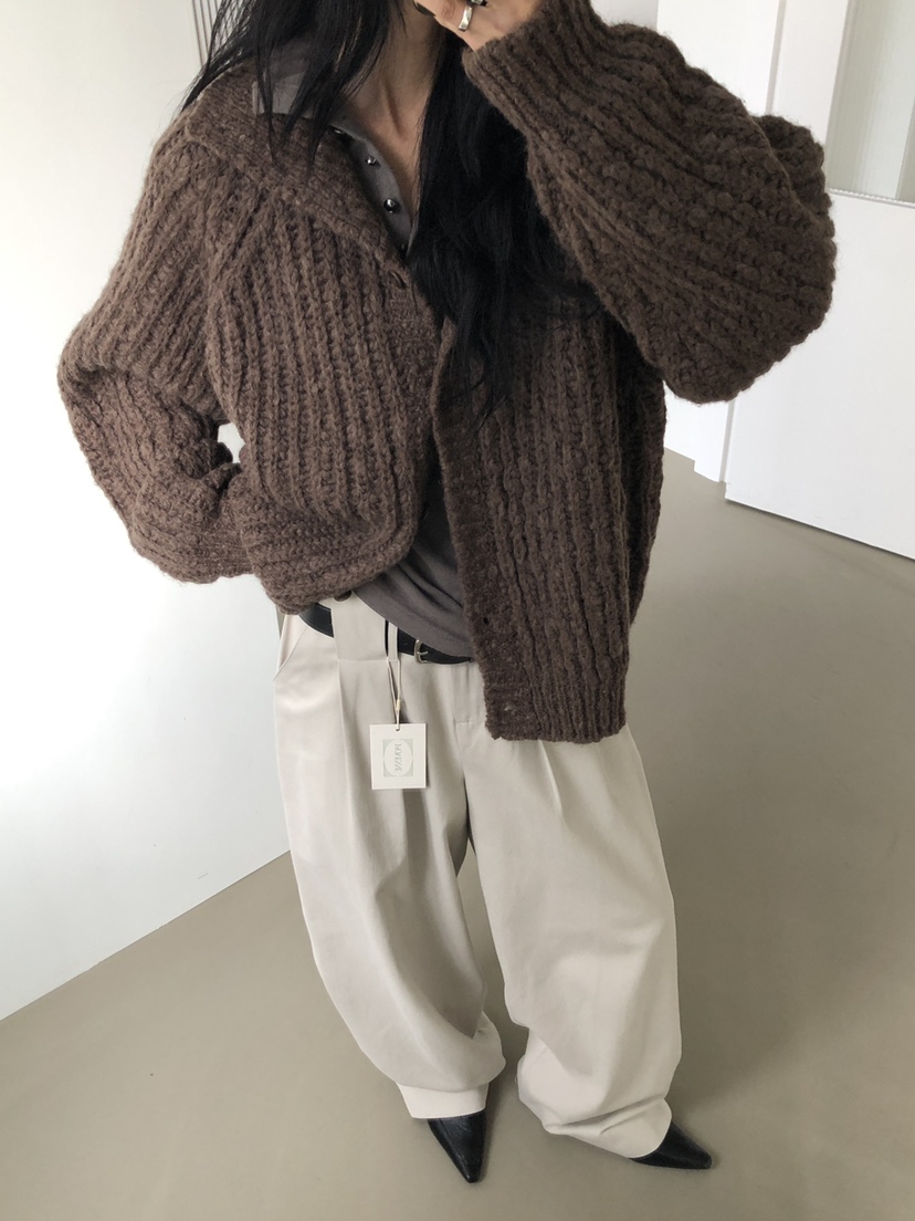 MOVENNE東大門直郵女士新款熱賣時尚推薦長袖T恤高領紐扣MOVENNE長袖T恤