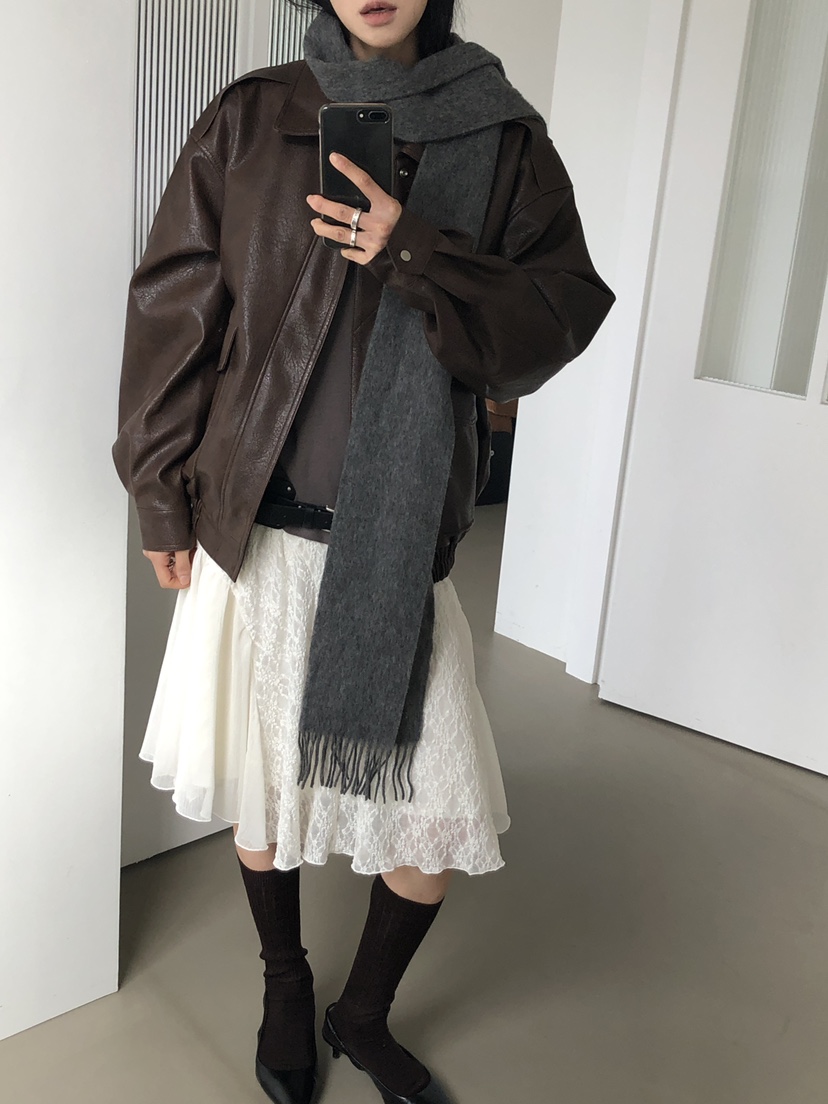 MOVENNE東大門直郵女士新款熱賣時尚推薦長袖T恤高領紐扣MOVENNE長袖T恤
