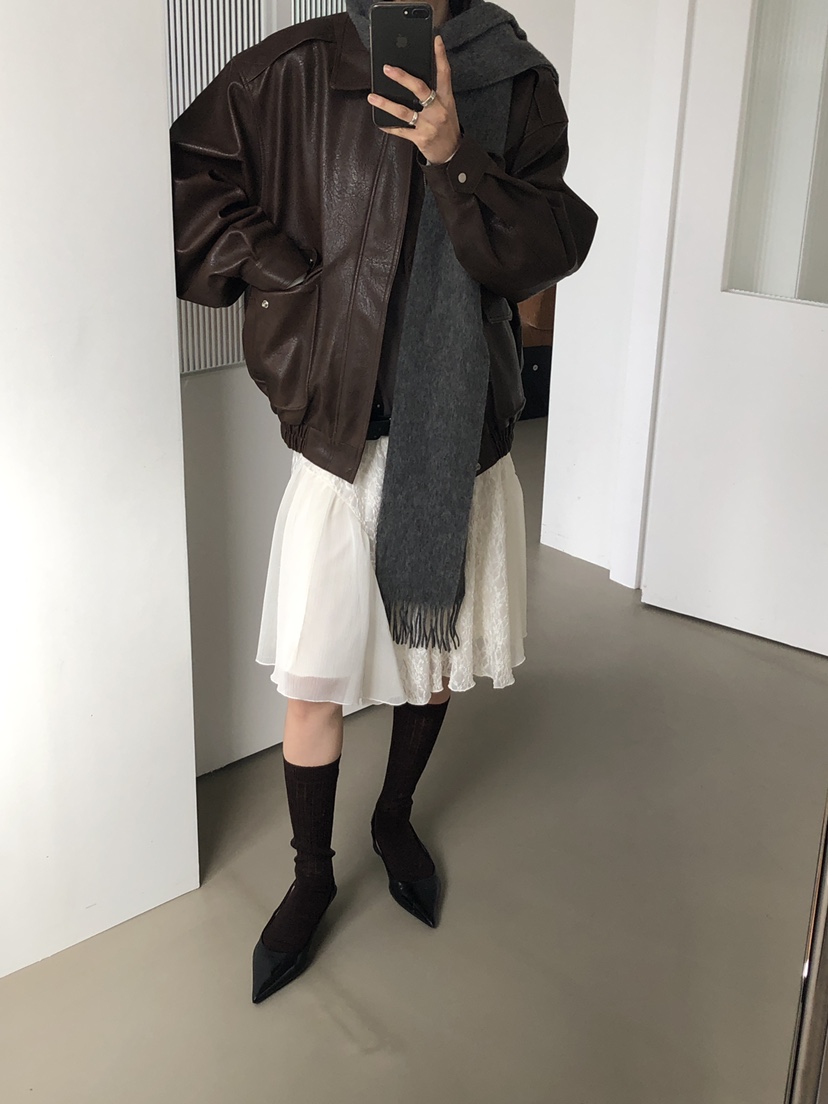 MOVENNE東大門直郵女士新款熱賣時尚推薦長袖T恤高領紐扣MOVENNE長袖T恤