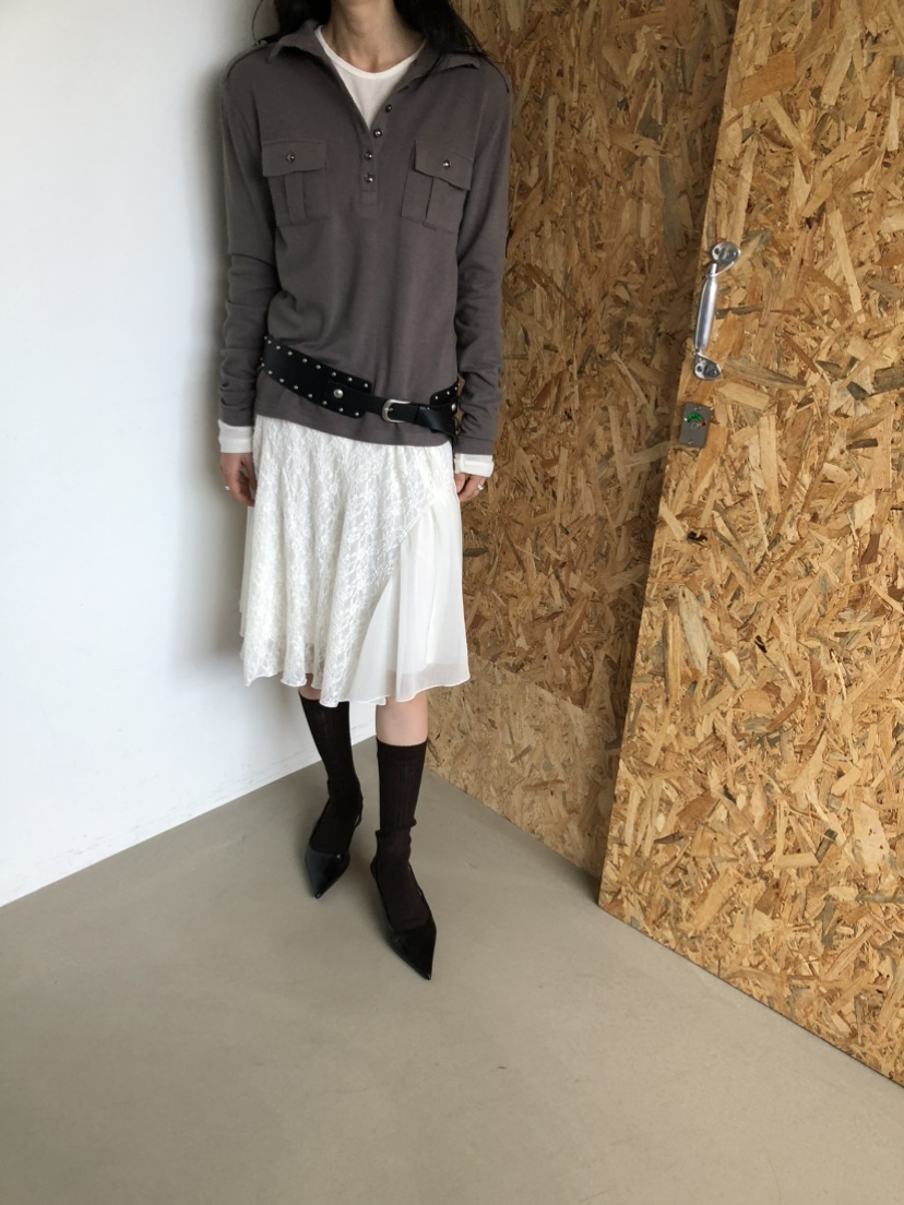 MOVENNE東大門直郵女士新款熱賣時尚推薦長袖T恤高領紐扣MOVENNE長袖T恤