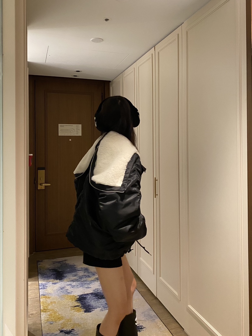 FOUREIGHT韓國直郵女裝新品時尚真品熱賣休閑人氣短款棉服FOUR EIGHT短款棉服