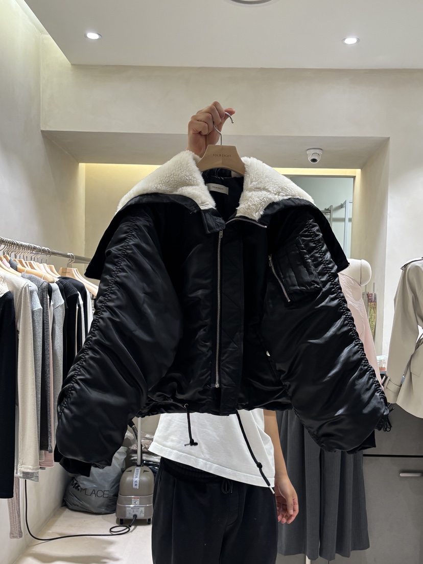 FOUREIGHT韓國直郵女裝新品時尚真品熱賣休閑人氣短款棉服FOUR EIGHT短款棉服圖色1
