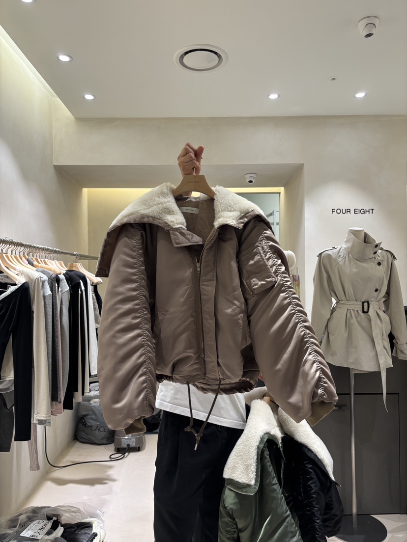 FOUREIGHT韓國直郵女裝新品時尚真品熱賣休閑人氣短款棉服FOUR EIGHT短款棉服圖色3