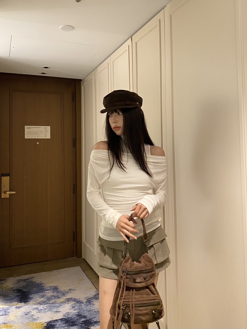 FOUREIGHT東大門實拍女士新品人氣推薦休閑時尚真品長袖T恤FOUR EIGHT長袖T恤