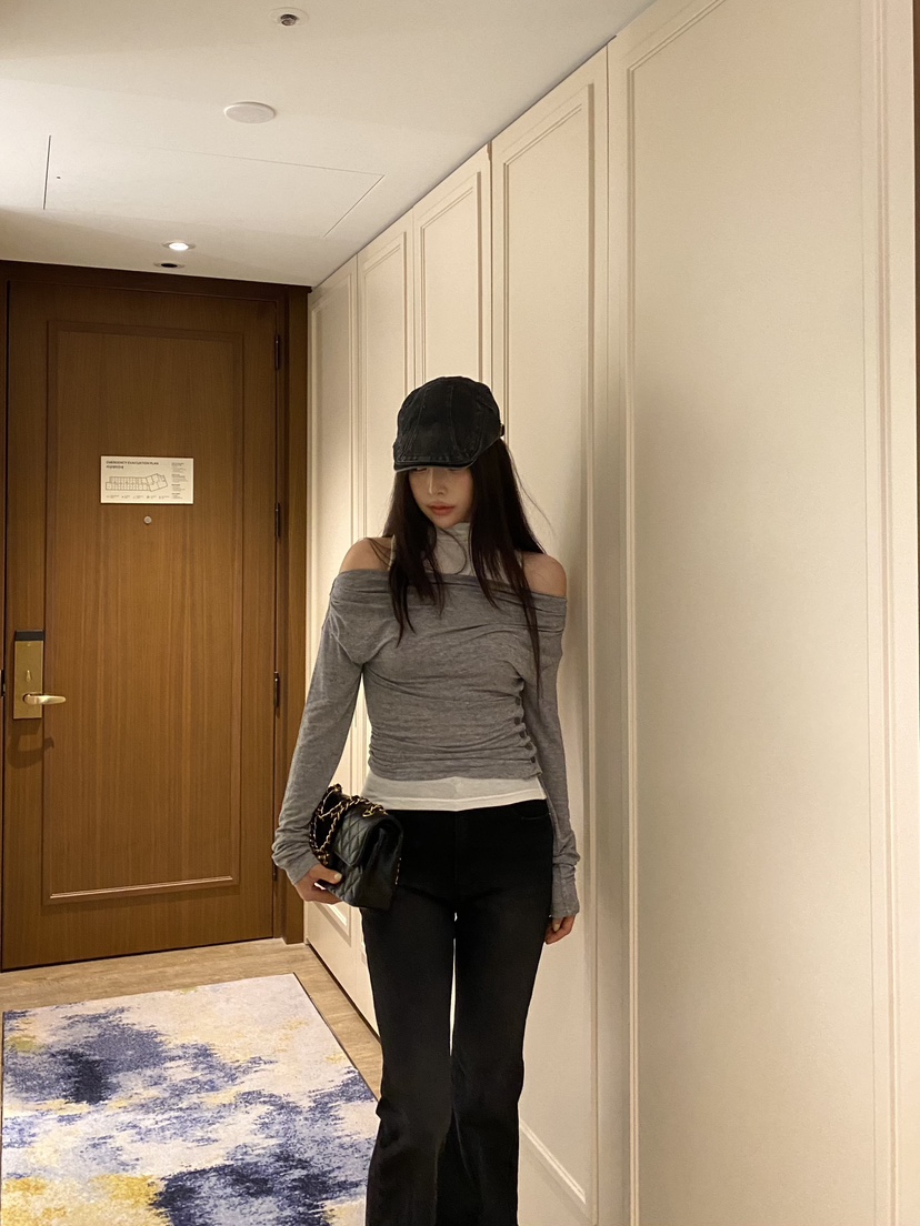FOUREIGHT東大門實拍女士新品人氣推薦休閑時尚真品長袖T恤FOUR EIGHT長袖T恤