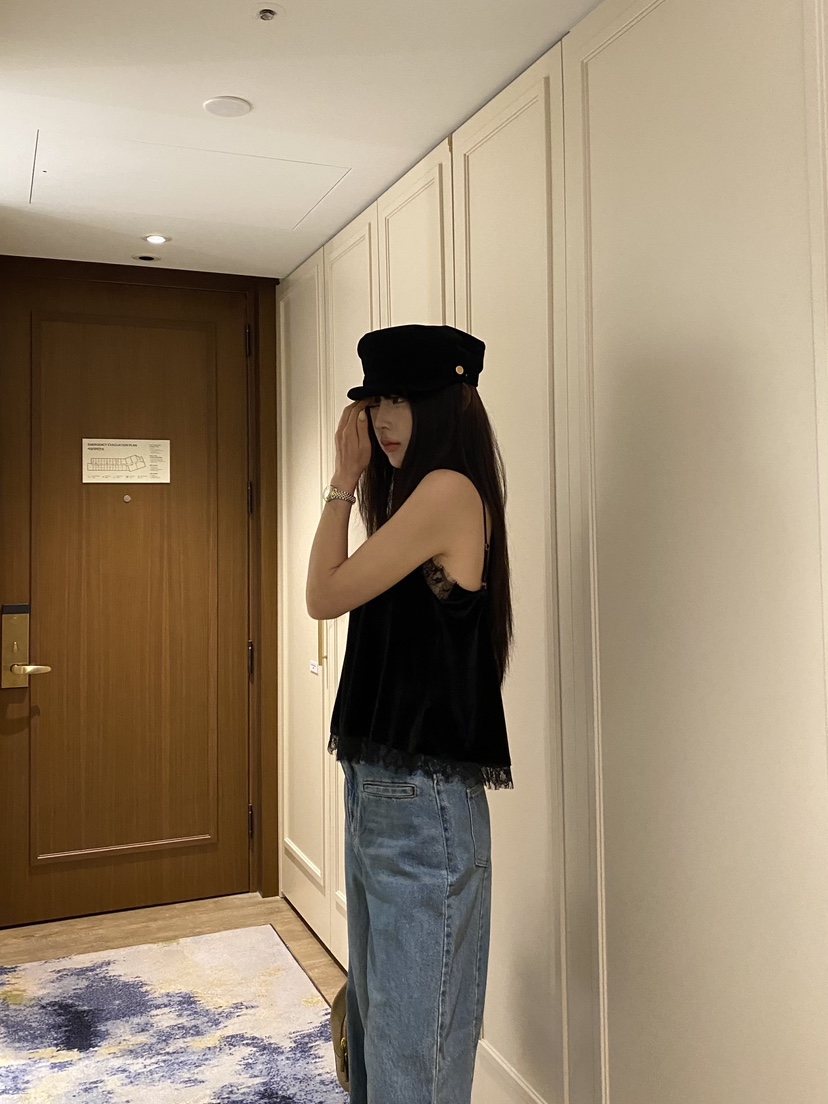 FOUREIGHT韓國直郵女士新款休閑推薦吊帶背心蕾絲絲絨無袖FOUR EIGHT吊帶/背心