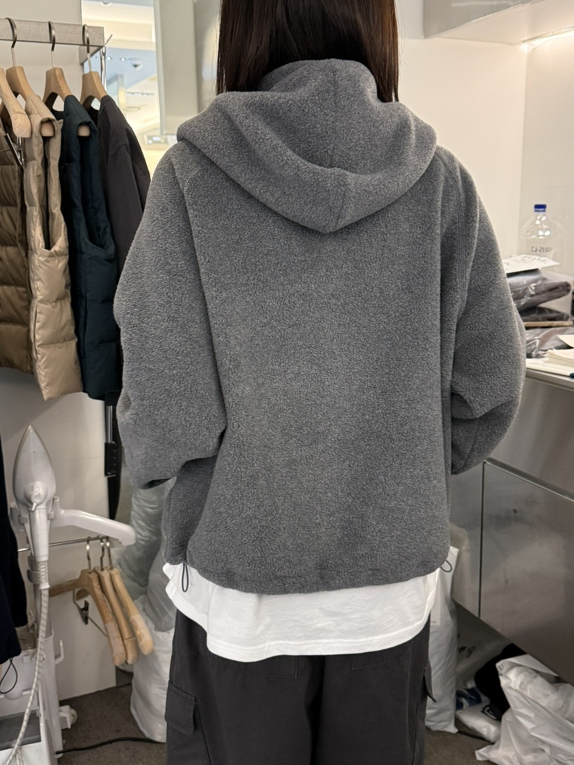MONE-A東大門實拍女裝新品真品時尚休閑推薦人氣熱賣衛衣MONE-A衛衣