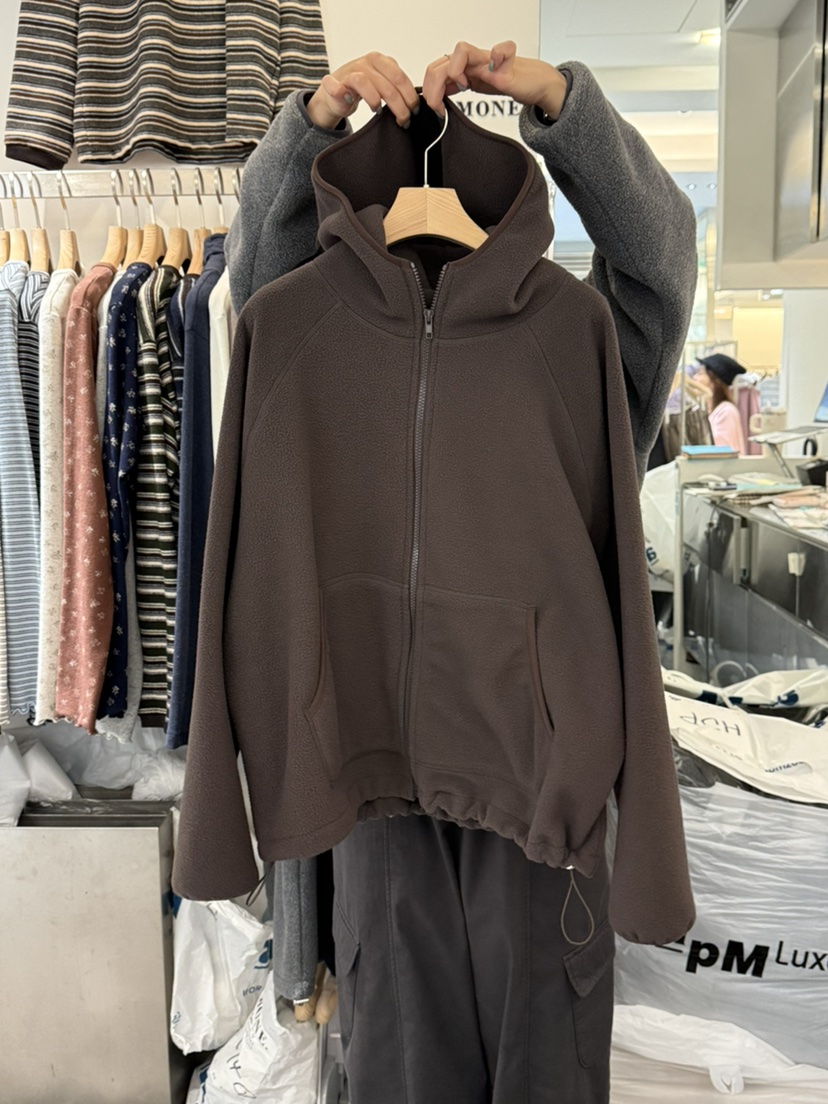 MONE-A東大門實拍女裝新品真品時尚休閑推薦人氣熱賣衛衣MONE-A衛衣圖色3
