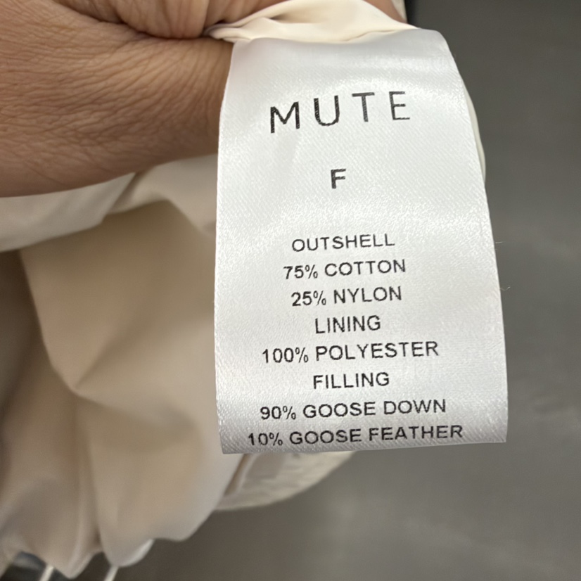 MUTE-P東大門實拍女裝新款熱賣職業推薦人氣短款羽絨服鵝絨MUTE短款羽絨服