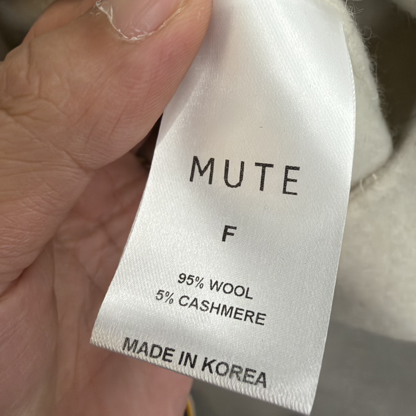 MUTE-P東大門實拍女裝新款真品人氣時尚職業休閑短款大衣MUTE短款大衣
