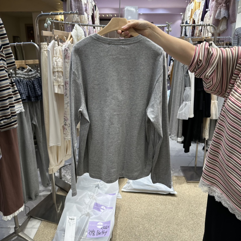 VIRUS韓國直郵女士新品推薦職業人氣真品時尚熱賣長袖T恤VIRUS長袖T恤
