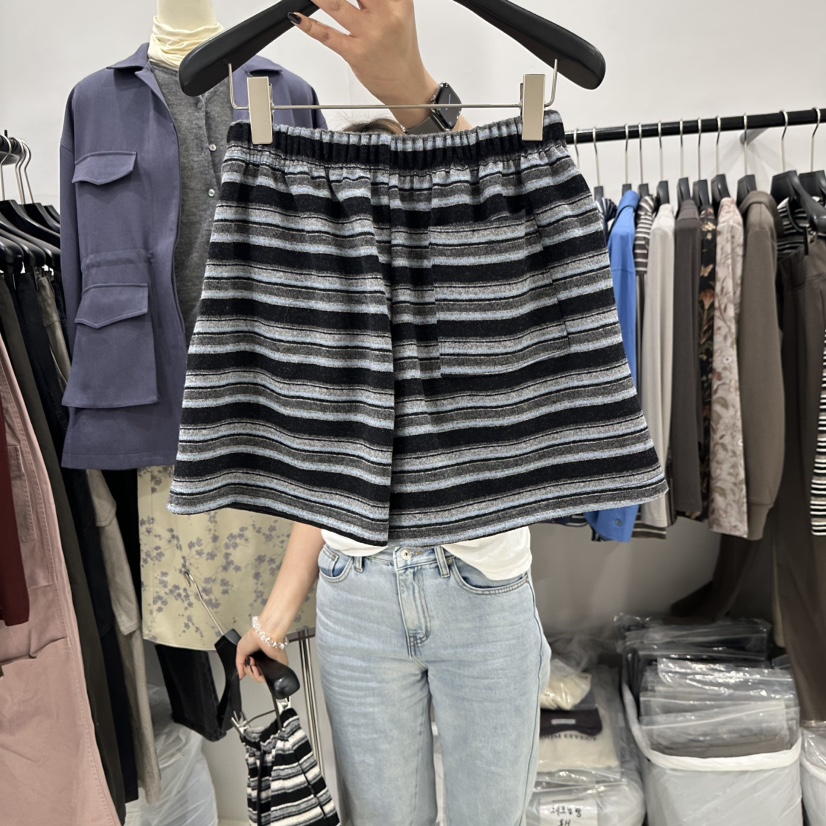 MUSHROOM EFFECT東大門直郵女裝新品時尚推薦真品休閑短褲MUSHROOM EFFECT短褲