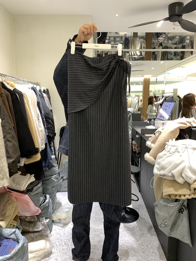 TAERI韓國直郵女士新品人氣真品推薦職業熱賣休閑長裙圍巾taeri長裙圖色2墨色