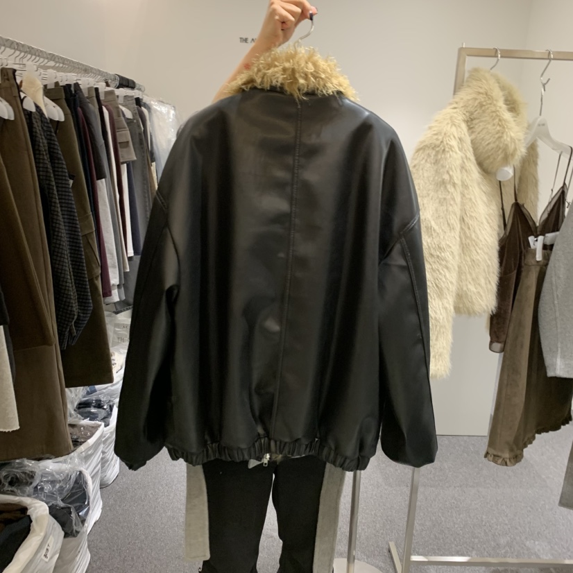 AUBE韓國直郵女裝新品真品職業人氣時尚熱賣皮衣搖粒絨皮革THE AUBE皮衣