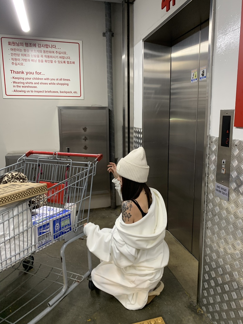 OKIE韓國直郵女裝新品推薦熱賣時尚真品休閑人氣套裝天鵝絨OKIE套裝
