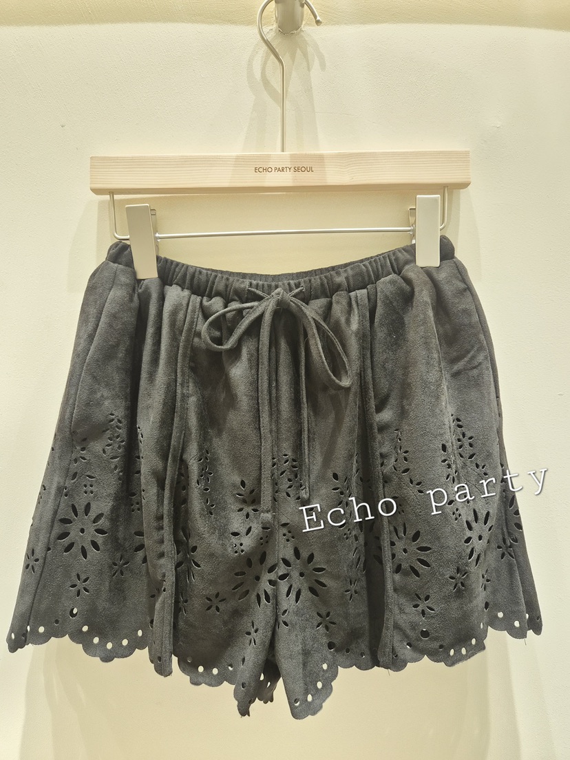 ECHOPARTY韓國直郵女裝新品真品推薦休閑人氣短褲麂皮鏤空Echo party短褲圖色2