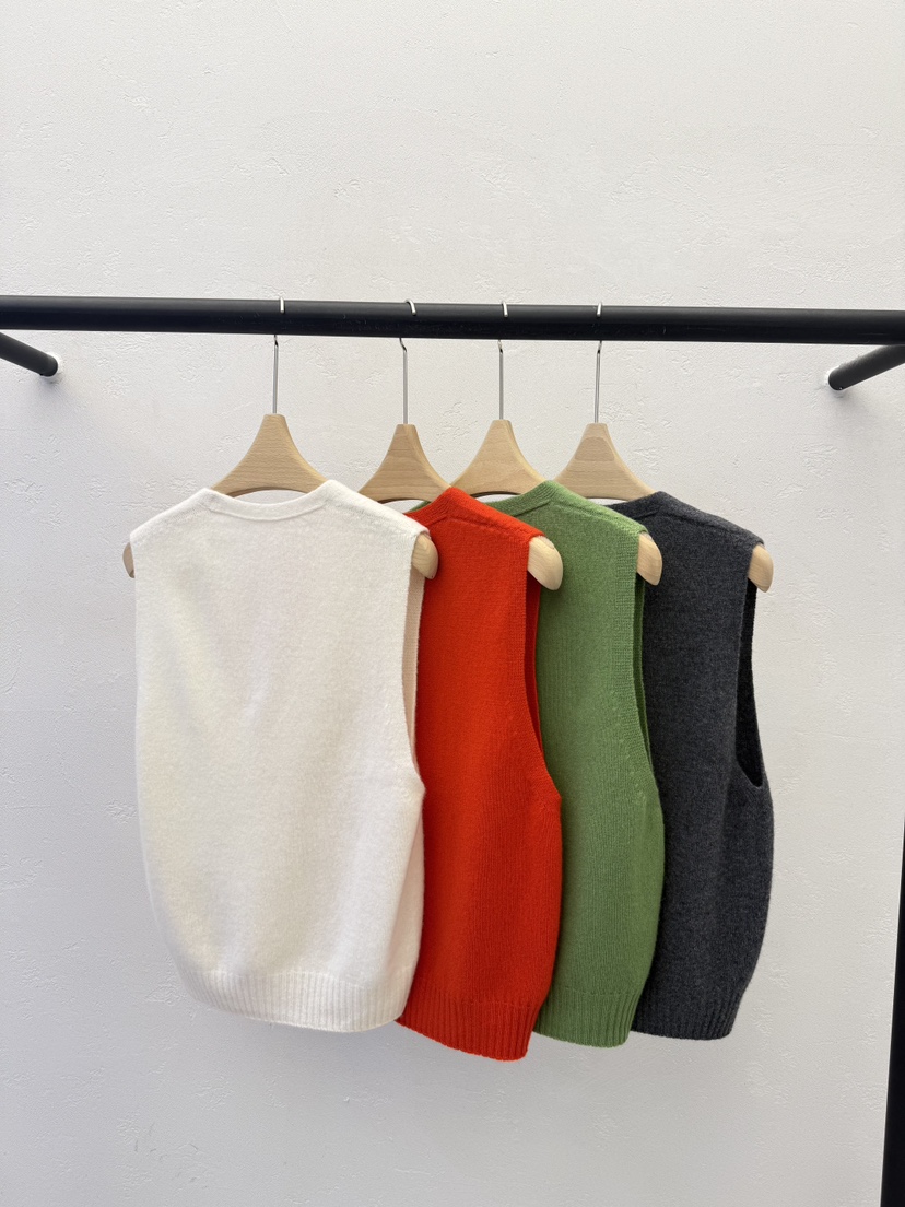 AUTUMN BEIGE-Q東大門直郵女裝新款推薦真品熱賣吊帶背心A.b/AUTUMN BEIGE吊帶/背心