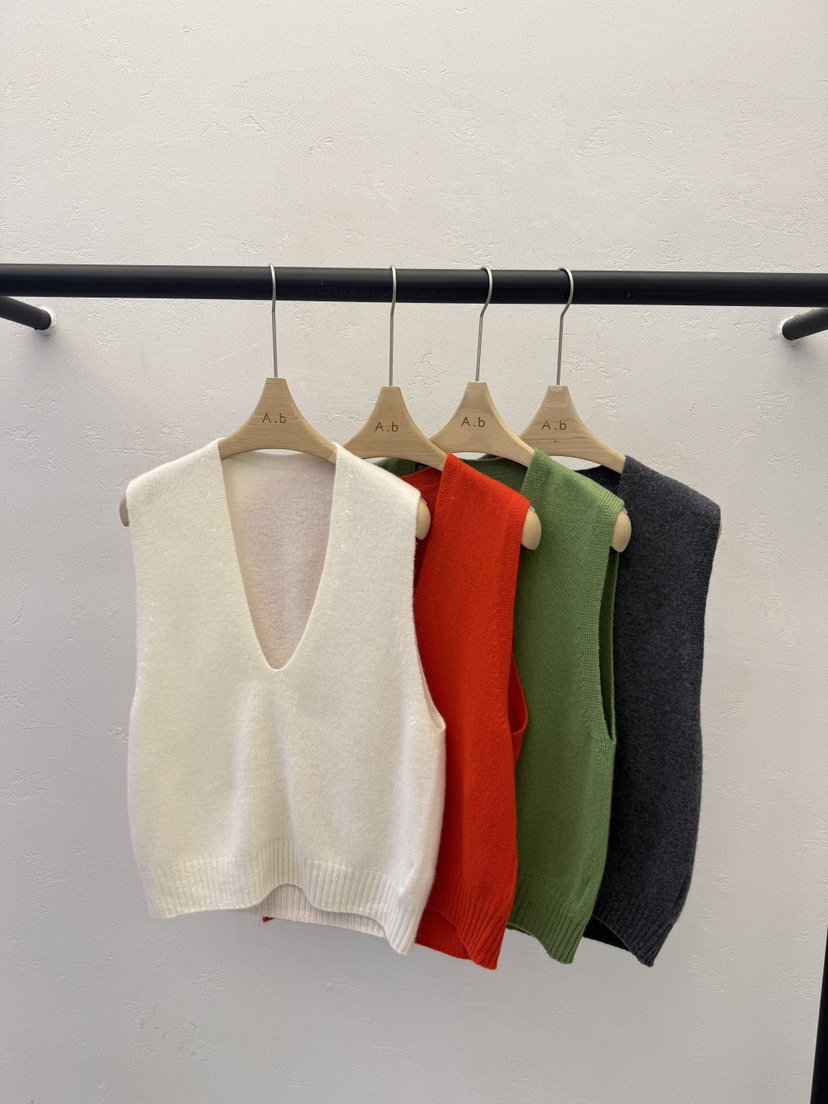 AUTUMN BEIGE-Q東大門直郵女裝新款推薦真品熱賣吊帶背心A.b/AUTUMN BEIGE吊帶/背心