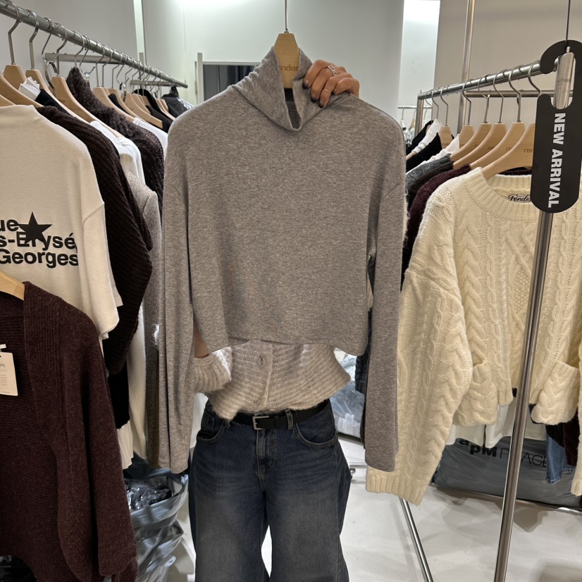 RENDER東大門實拍女士新品推薦休閑真品時尚長袖T恤高領短款RENDER長袖T恤圖色2