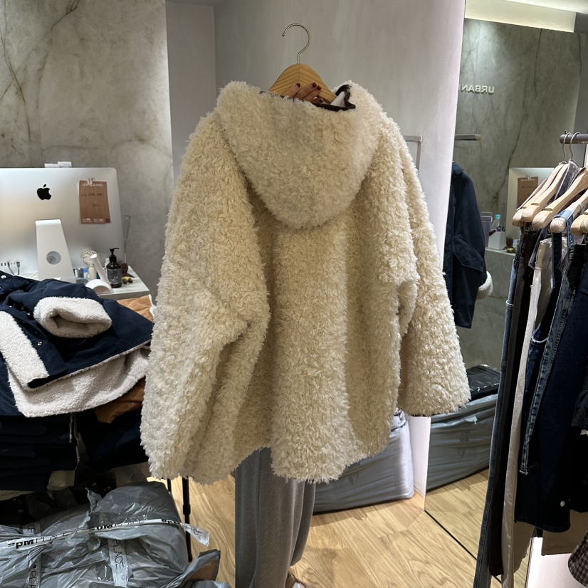 URBANE-P東大門直郵女裝新品休閑時尚推薦熱賣真品人氣夾克URBANE-P夾克