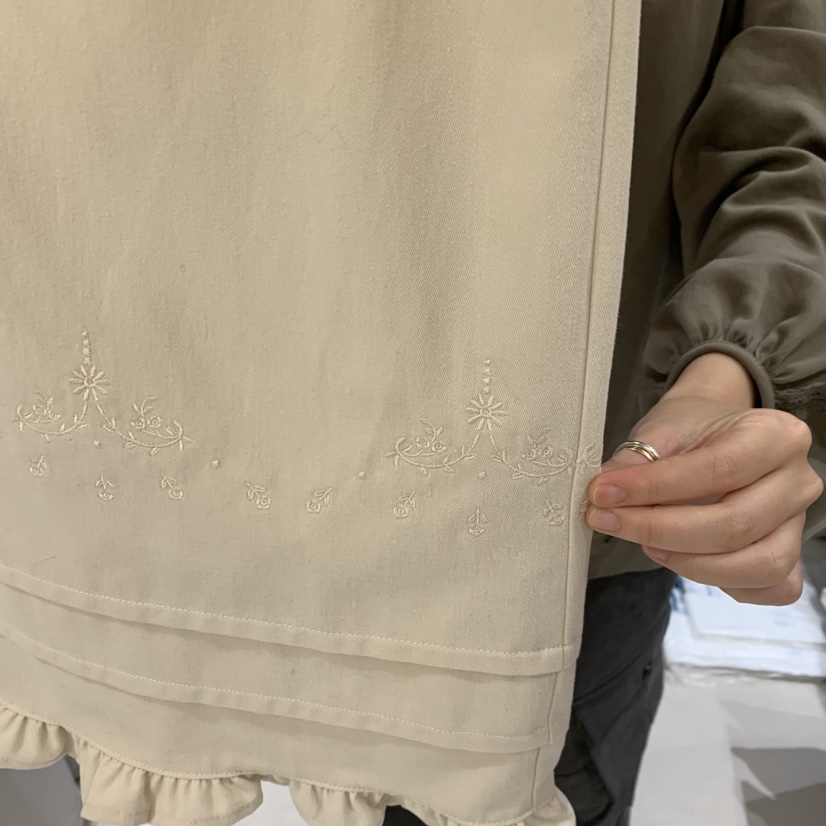 HOWFF東大門實拍女裝新款人氣熱賣休閑半身裙中短裙刺繡褶裥HOWFF半身裙/中短裙